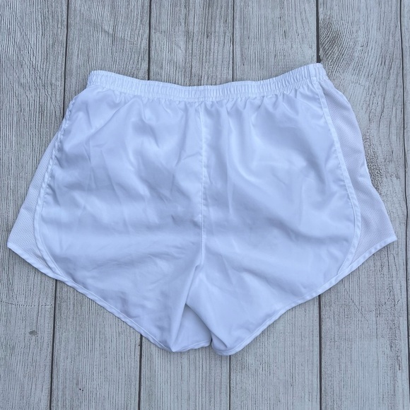 Nike Dri-Fit Athletic Shorts White - Picture 3 of 4